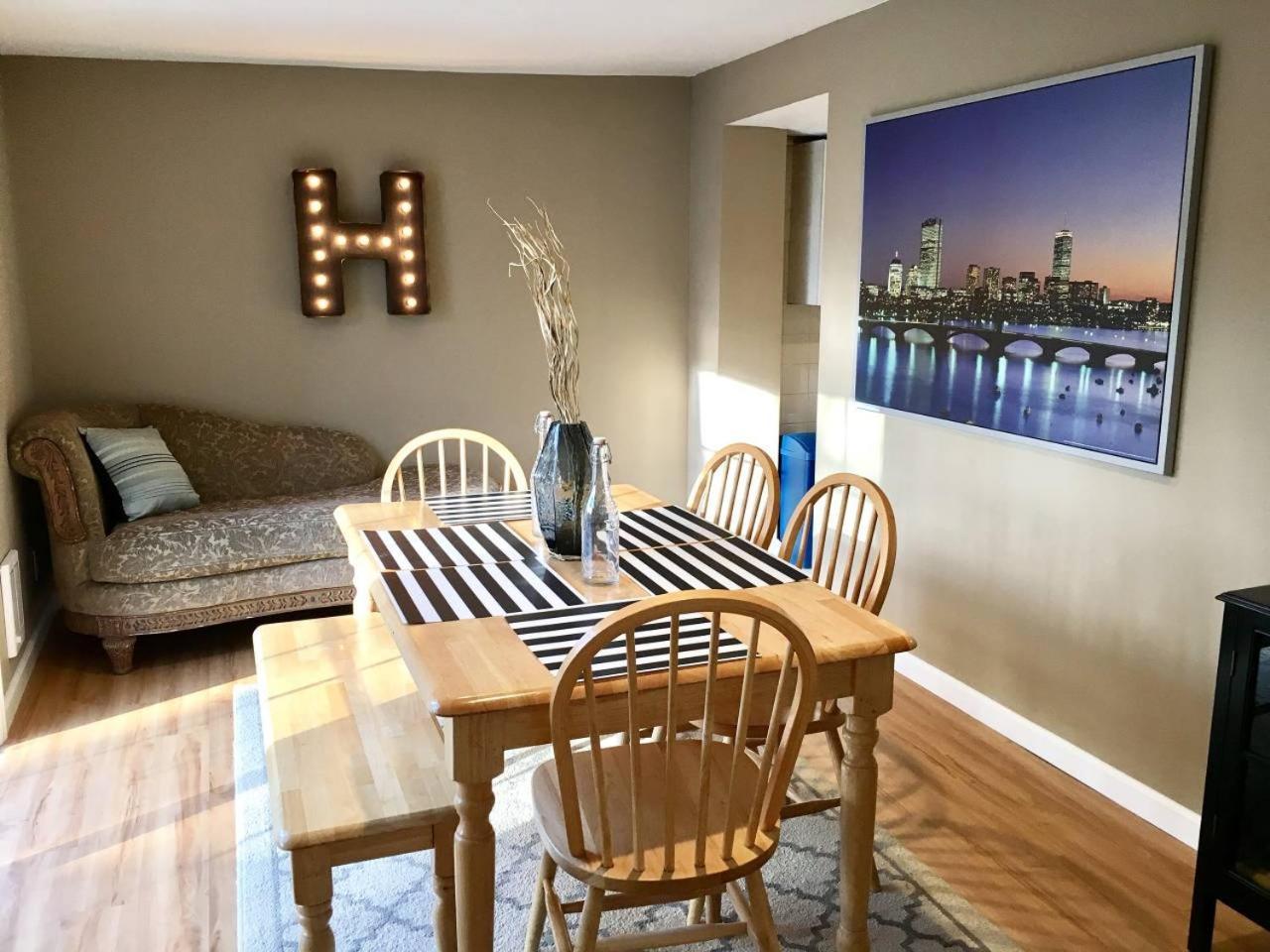 Villa ~*Pet Friendly 30Min To Downtown*~ The Bostonian Exterior foto
