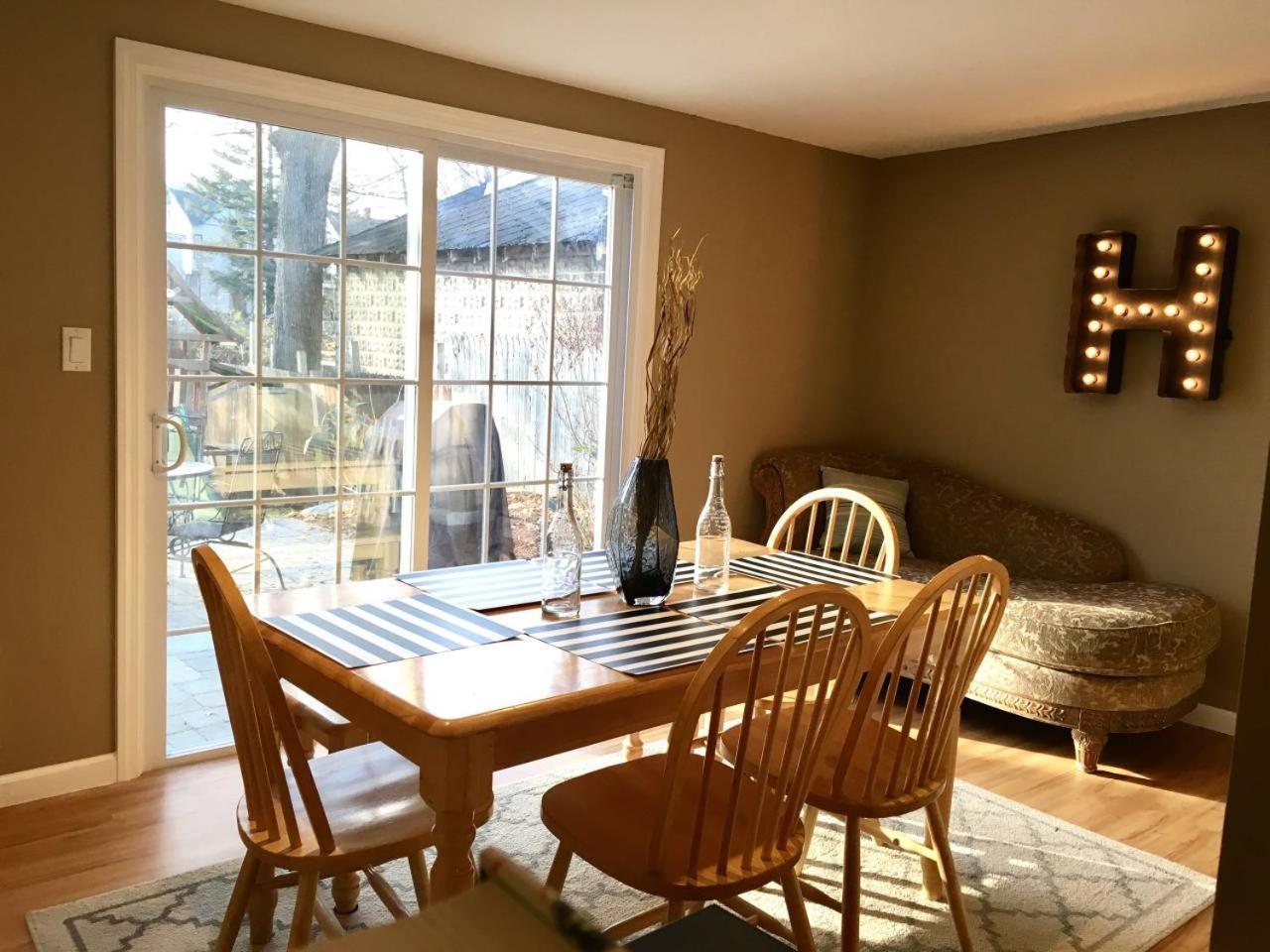 Villa ~*Pet Friendly 30Min To Downtown*~ The Bostonian Exterior foto